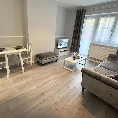 Modern 2-Bed Apartment In Greenwich